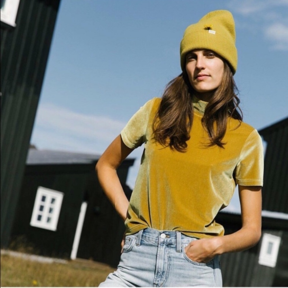 Madewell Velvet Mock Tee Size Large in Gold